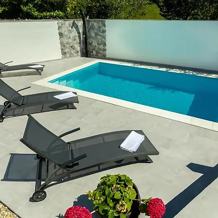 Stunning In Holiday home