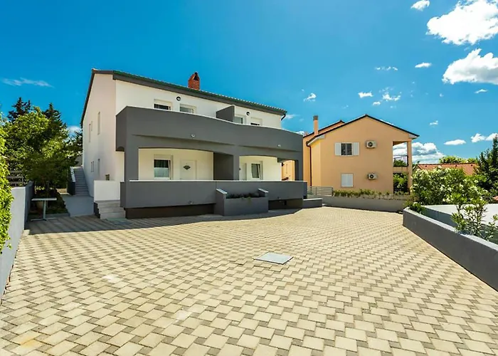 Stunning In Vakantiehuis Soline (Krk)