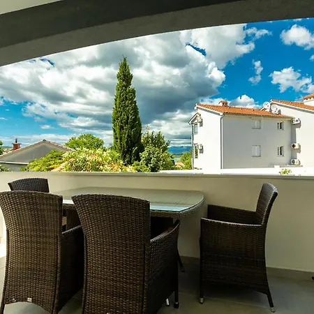 Vakantiehuis Amazing In Soline (Krk)